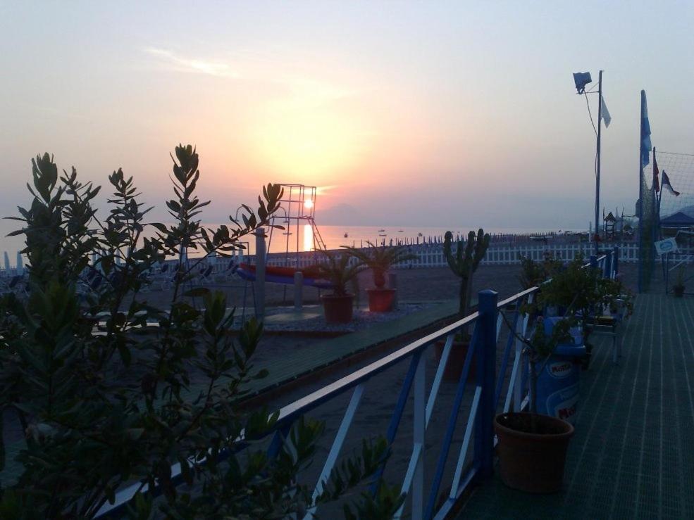 Sporting Club Resort ปรายาอามาเร ภายนอก รูปภาพ