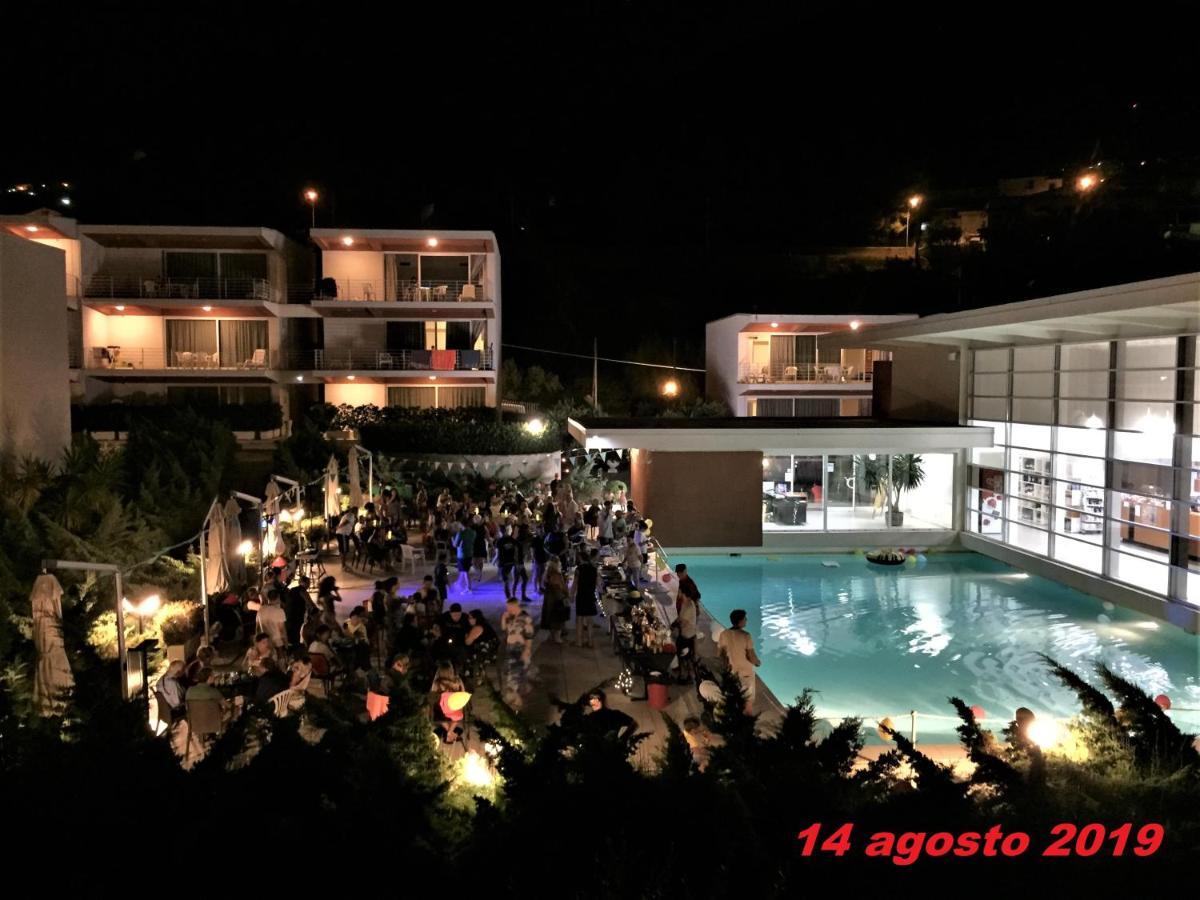 Sporting Club Resort ปรายาอามาเร ภายนอก รูปภาพ